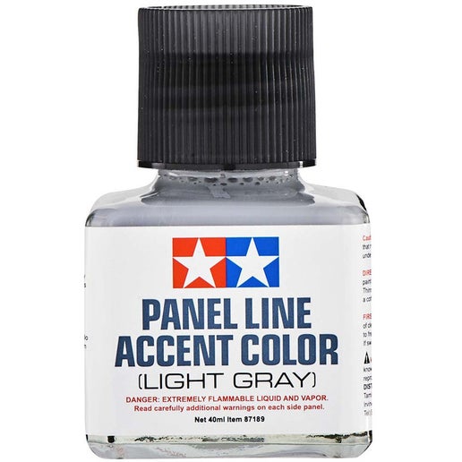 Tamiya Panel Line Accent Color Light Gray in White
